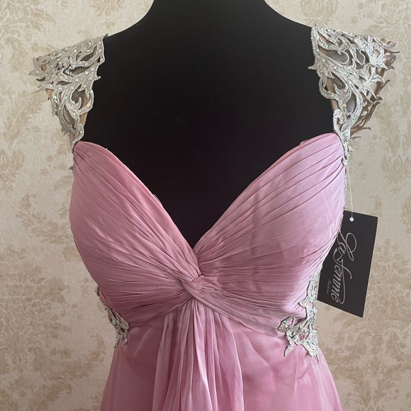 BNWT La Femme chiffon gown - Picture 3 of 10